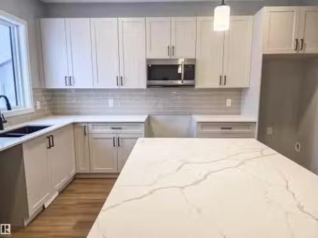 111 Brickyard Drive, Stony Plain, AB, T7Z 0P2 house for sale.