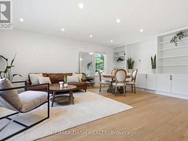 111 Gorman Park Road, Toronto, ON, M3H 3K7 house for sale | Listing ID C13600 | Royal LePage