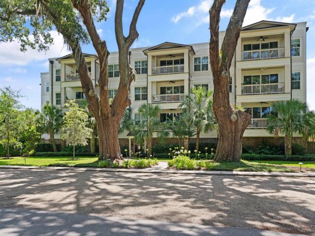 111 Gascoigne Avenue #201, Saint Simons Island, US, GA