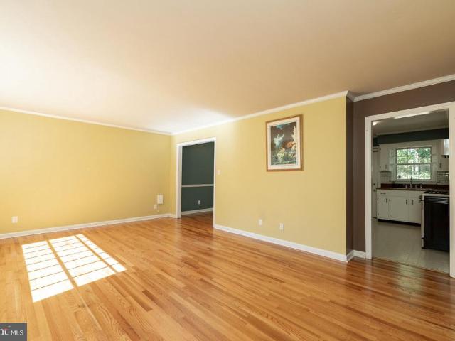 111 Glendale Circle