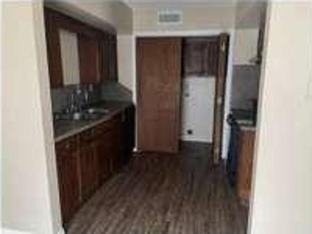 111 E Old Hwy 80