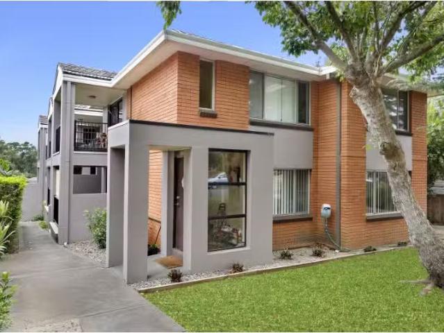 1/11 England Street, West Wollongong Apartment for rent Liste.
