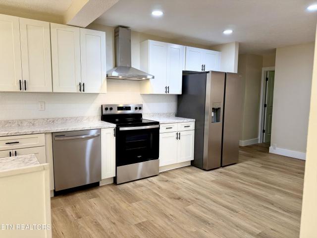 111 Eagleton Rd
