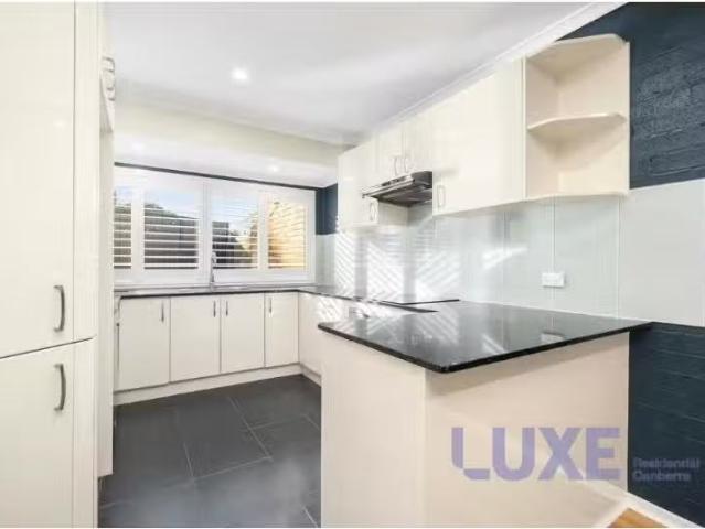11/1 Edwell Place, LYNEHAM Townhouse for rent Listed by Tim S.
