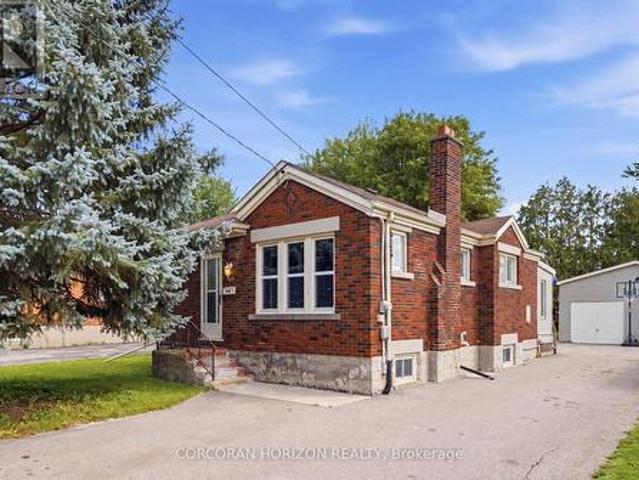 111 Elliott Street, Cambridge, ON, N1R 2J9 house for sale | Listing ID X13707 | Royal LePage