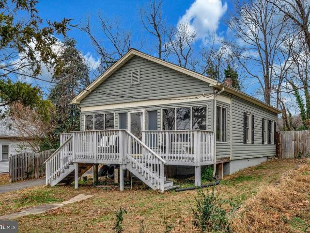 111 Forbes Street