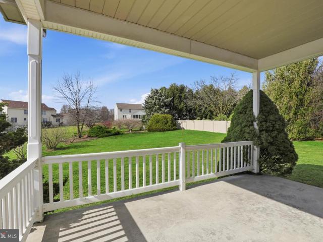 111 Farmingdale Lane