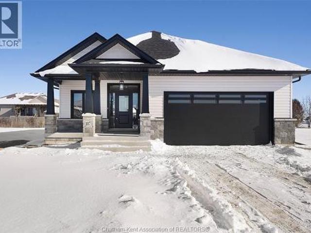 111 Fenceline Drive, Chatham, ON, N7M 6B4 house for sale | Listing ID 26009 | Royal LePage