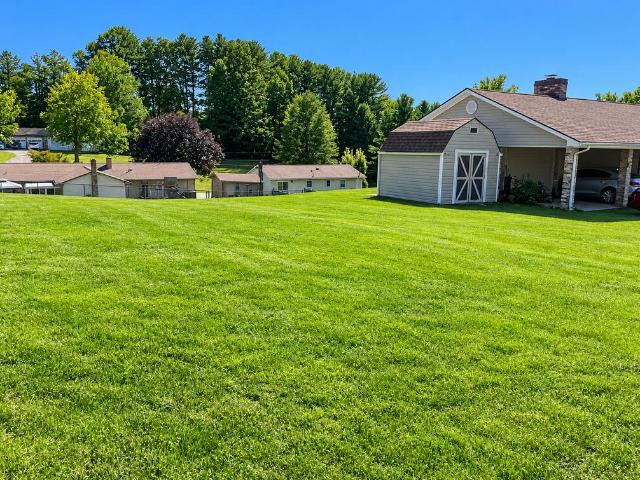 111 King Arthur Ct