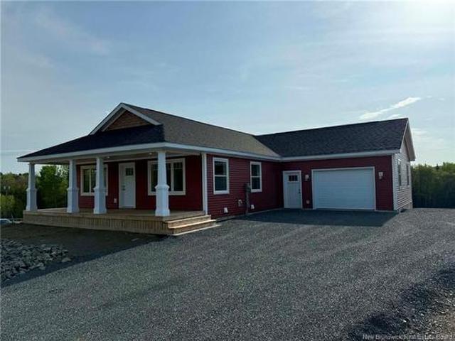 128 Hetherington Crt, Woodstock, NB, E7M 0G9 house for sale | Listing ID NB131347 | Royal LePage