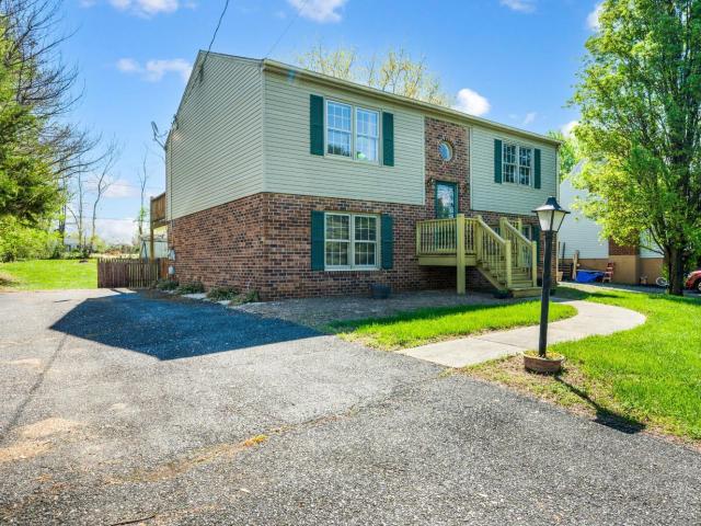 111 Omni Place