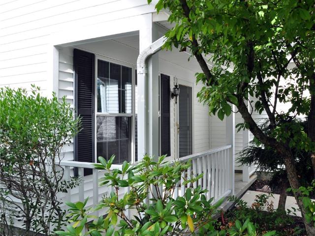 111 Lavender Lane