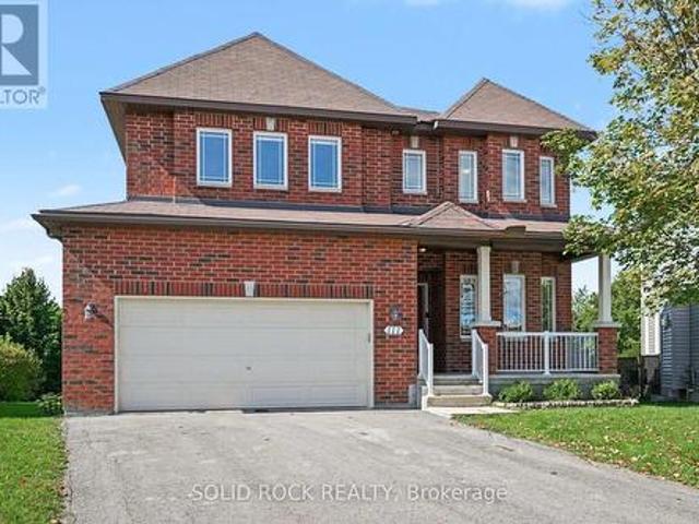 111 Leo Moskos Street, Arnprior, ON, K7S 0G4 house for sale | Listing ID X13741 | Royal LePage
