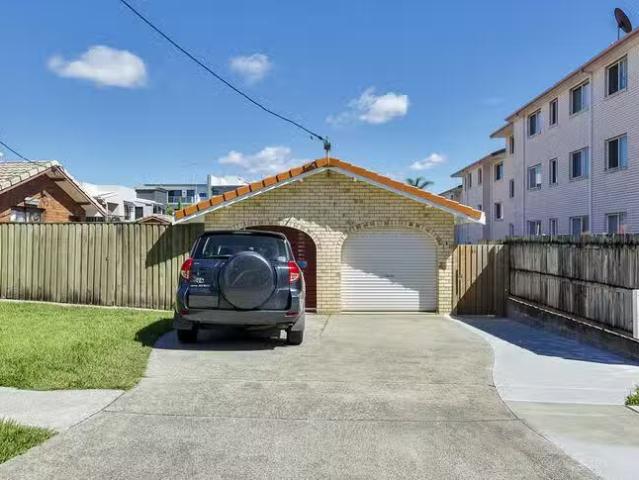 1/11 Lloyd Street, Southport, QLD 4215