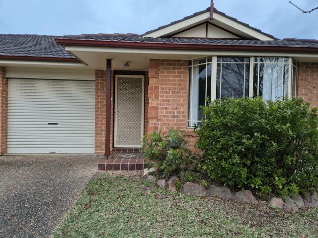 1/11 mount close, cranebrook nsw for rent lj hooker