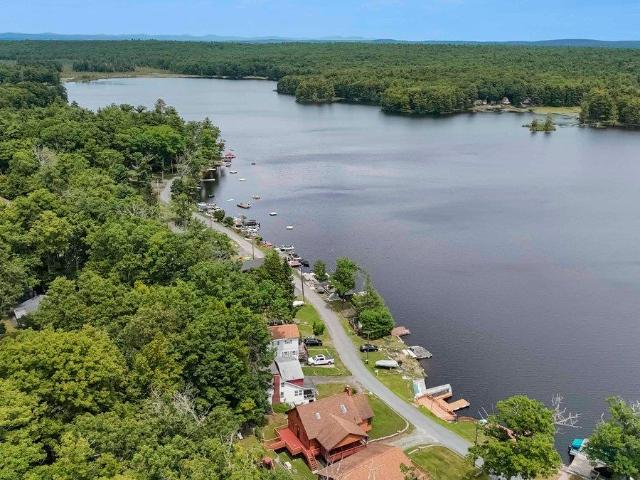 111 Mohican Trail