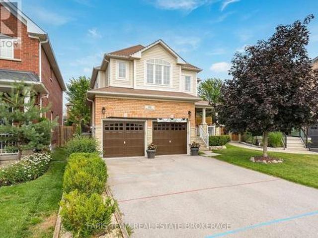 111 Monarchy Street, Barrie, ON, L4M 0E3 house for sale | Listing ID S13615 | Royal LePage