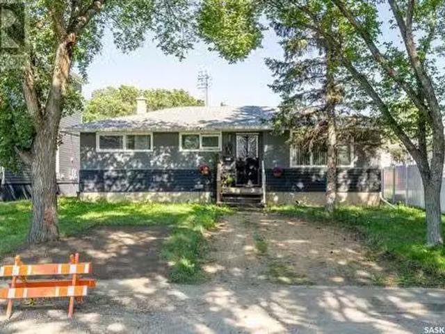 111 Montreal Street N, Regina, SK, S4R 2S8 house for sale L.