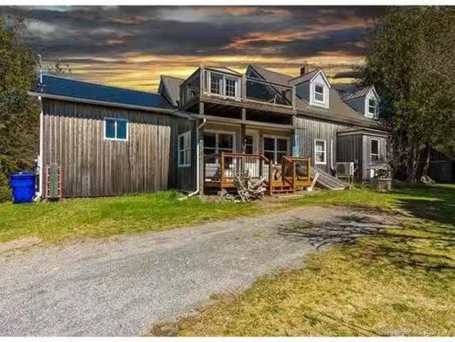 111 Mckay Loop Rd, Pennfield, NB, E5K 2K8 house for sale Li.