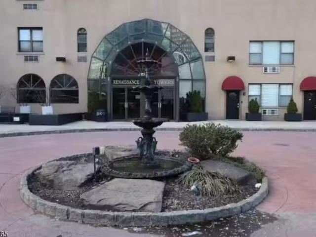 111 Mulberry St #6D, Newark, NJ 07102 MLS 4015061