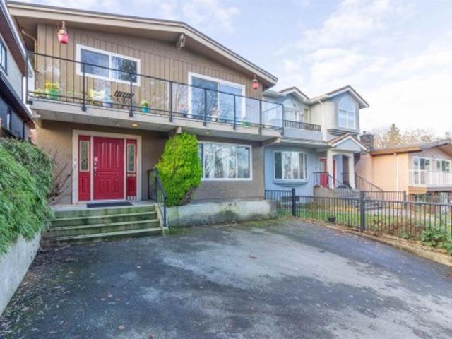 111 Fell Avenue N, Burnaby, BC, V5B 1L3 house for sale | Listing ID R3163 | Royal LePage