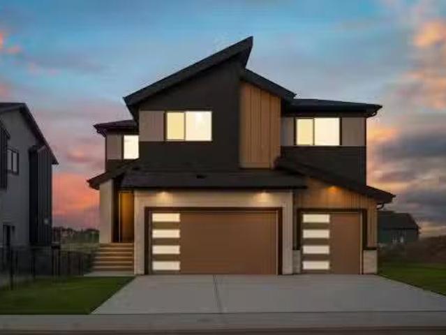 111 North Bridges Garden, Langdon, AB, T0J 1X3 house for sal.