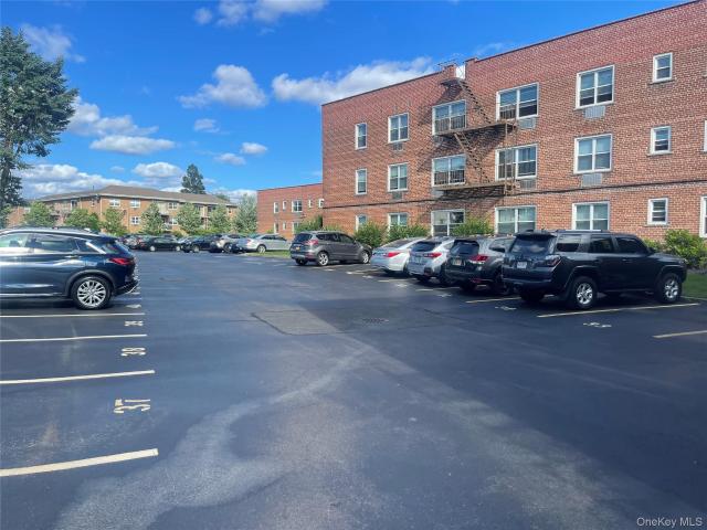 111 S Centre Ave, Unit 1SS, Rockville Centre, NY 11570 | MLS #992886