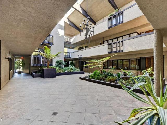111 S Orange Grove Boulevard 105