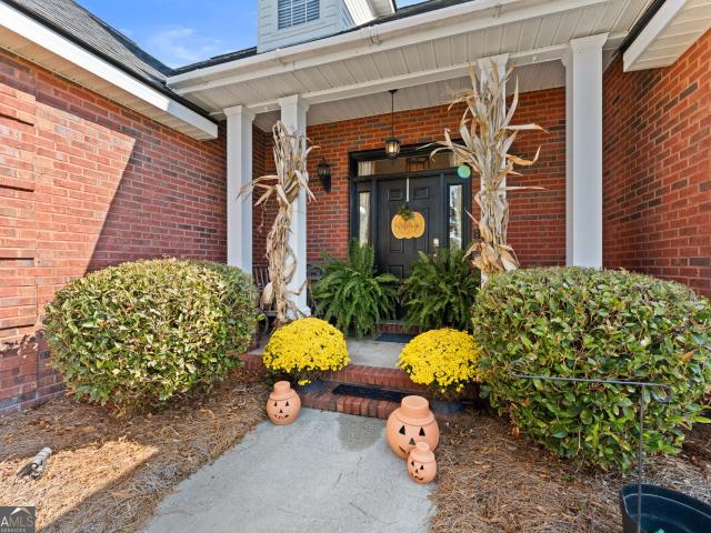 111 Sassy Fox Drive