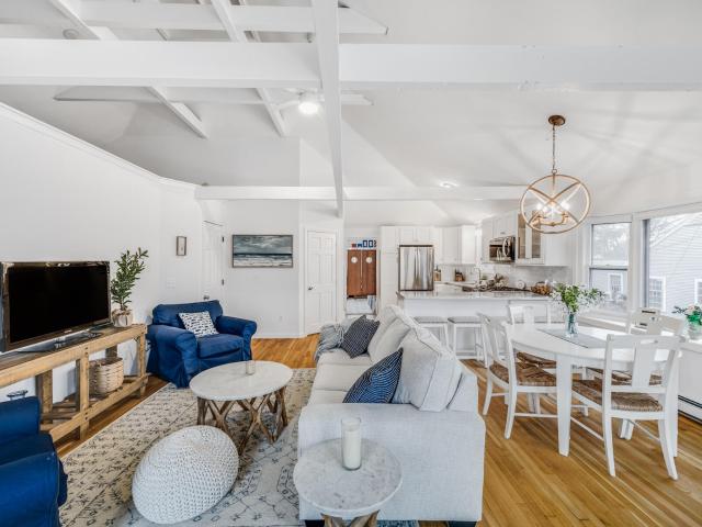 111 school street apt 9