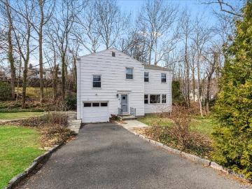 111 Spier Rd, Scarsdale, NY 10583 | MLS #985587