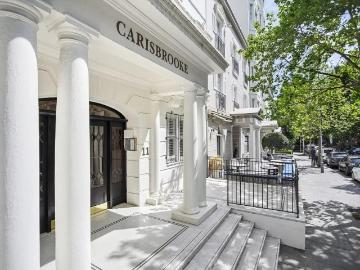 1/11 Springfield Avenue, Potts Point Apartment | Listed 25 June 2026