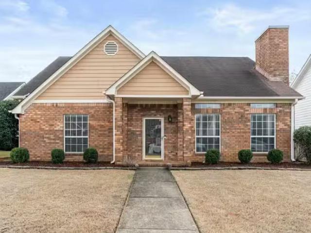 111 STRATSHIRE LN, PELHAM, AL 35124