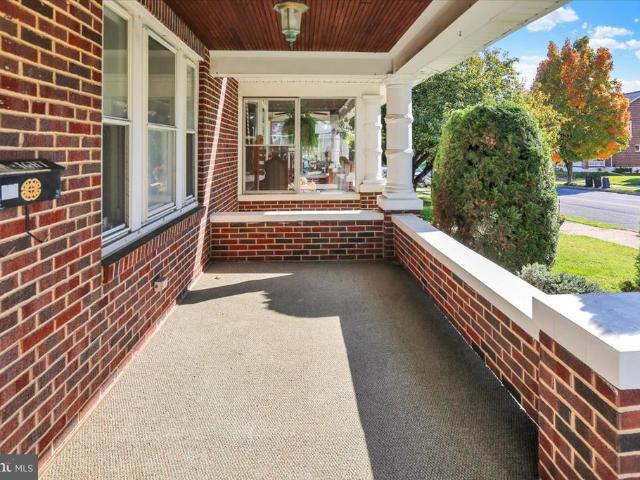 111 Summit Avenue