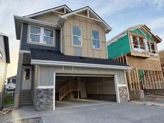111 Sundown Crescent, Cochrane, AB, T4C 1Y3 house for sale.
