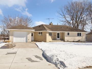 111 Sunrise Ave N, New Prague, MN 56071 | MLS #7074
