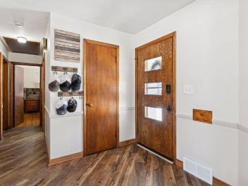 111 Sunrise Avenue N