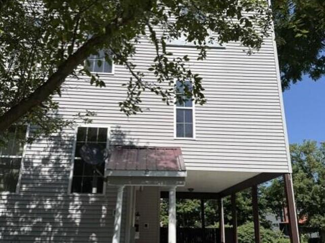 111 Parkview Street