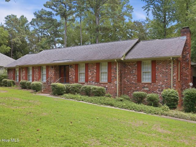 111 Robin Road