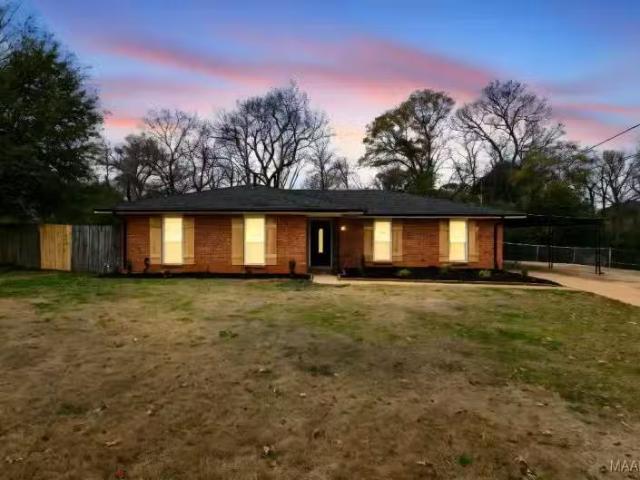 111 W TERI CT, PRATTVILLE, AL 36066