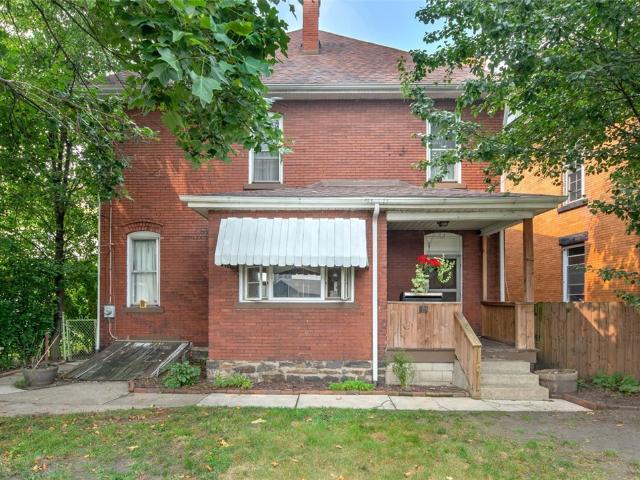111 W Fayette St