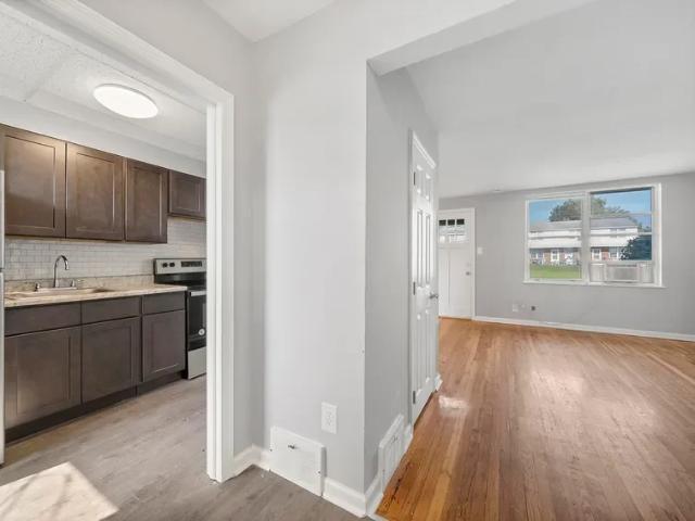 111 Wayne Rd