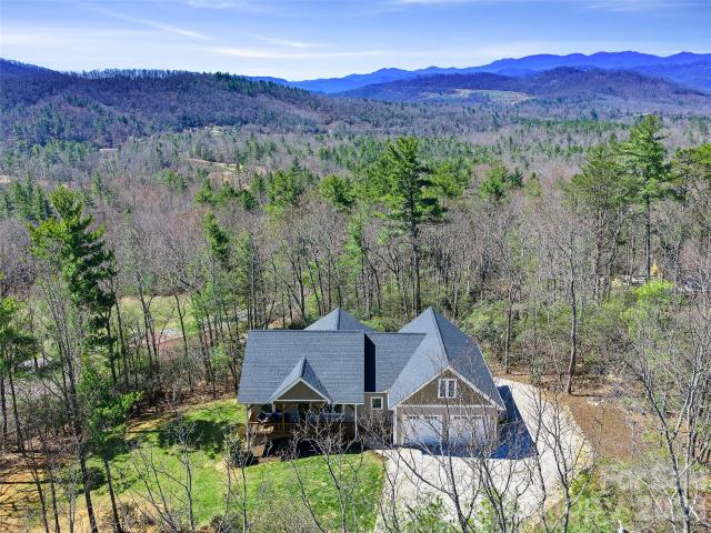 111 Wipprecht Dr, Spruce Pine, NC 28777 | MLS #4361