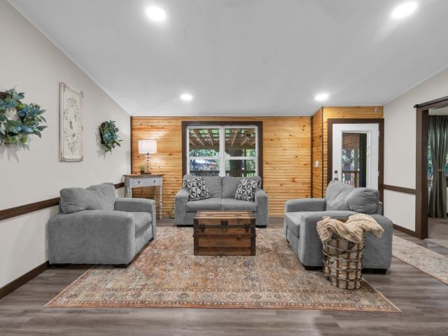 111 Wren Lane