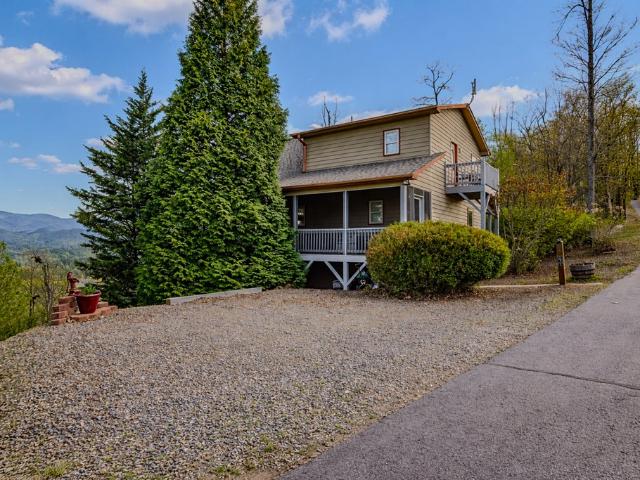 111 Trophy Buck Pt, Murphy, NC 28906 | MLS #429211