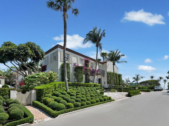 111 Via Del Lago, Palm Beach, FL