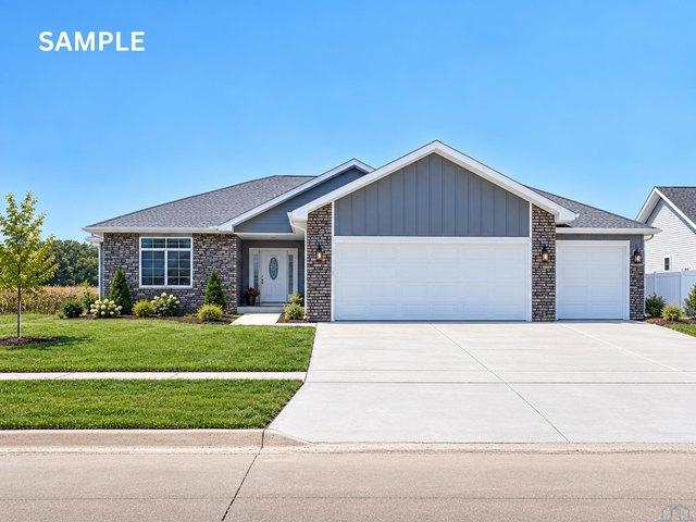1124 E 19th St, South Sioux City, NE 68776