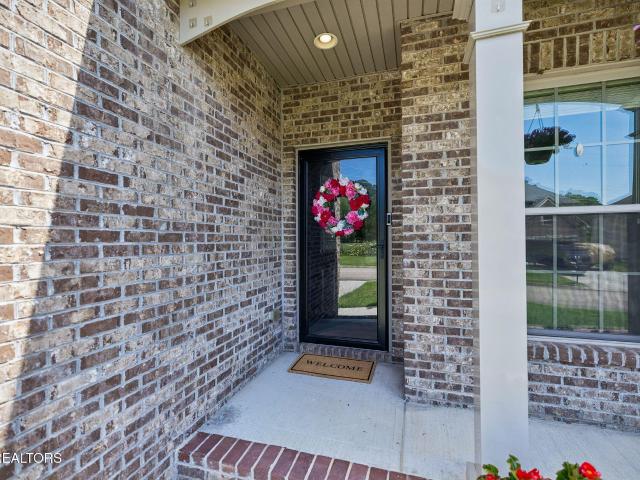 1124 Looking Glass Lane