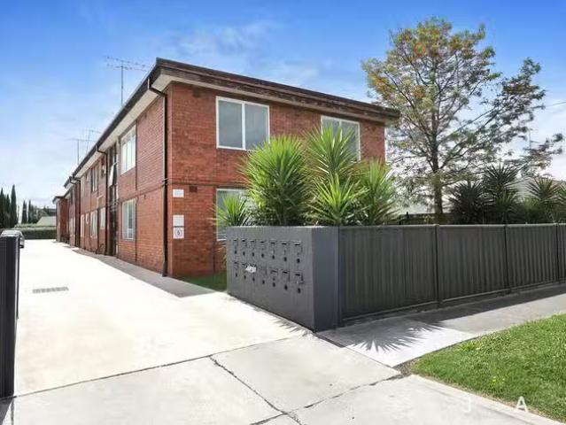 11/24 Rooney Street, Maidstone, VIC 3012