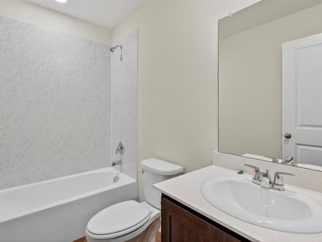 1124 Southfield Drive